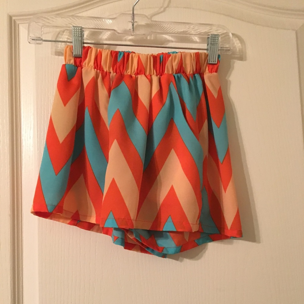 Chevron Patterned Shorts